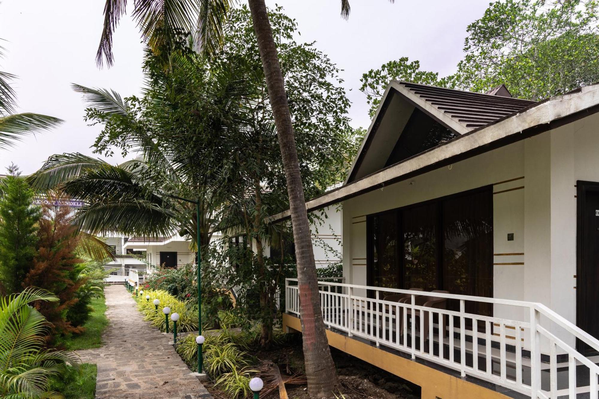 Mastiff Select Terrain Dandeli Hotel Exterior photo